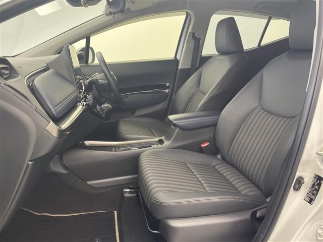 Toyota AQUA 2021 8174565-9