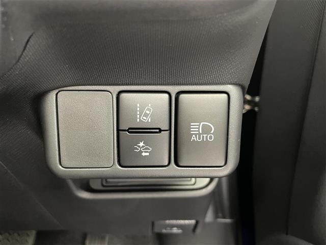 Toyota AQUA 2017 8174574-2