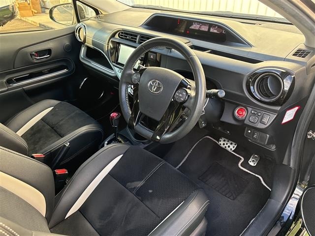 Toyota AQUA 2015 8174598-11