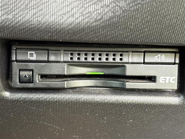 Toyota AQUA 2015 8174598-8