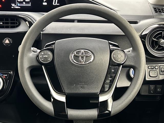 Toyota AQUA 2018 8174599-8
