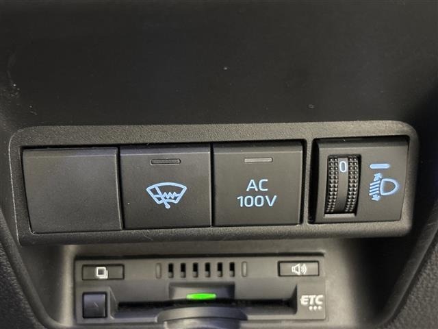 Toyota AQUA 2024 8174612-8