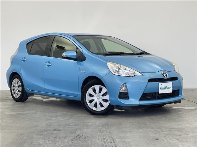 Toyota AQUA 2014 8174613-0