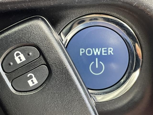 Toyota AQUA 2014 8174613-11