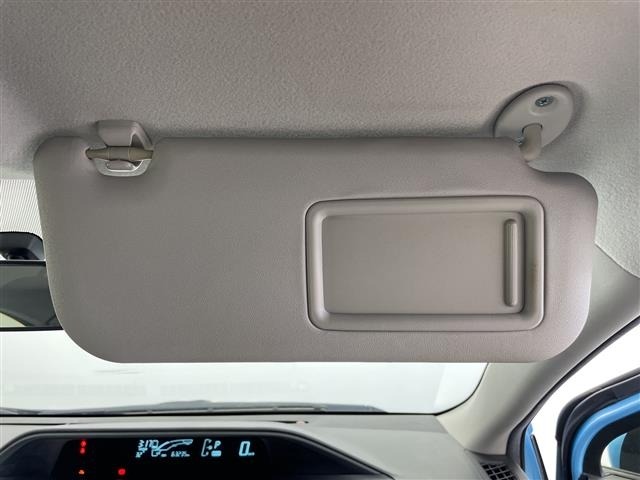 Toyota AQUA 2014 8174613-4