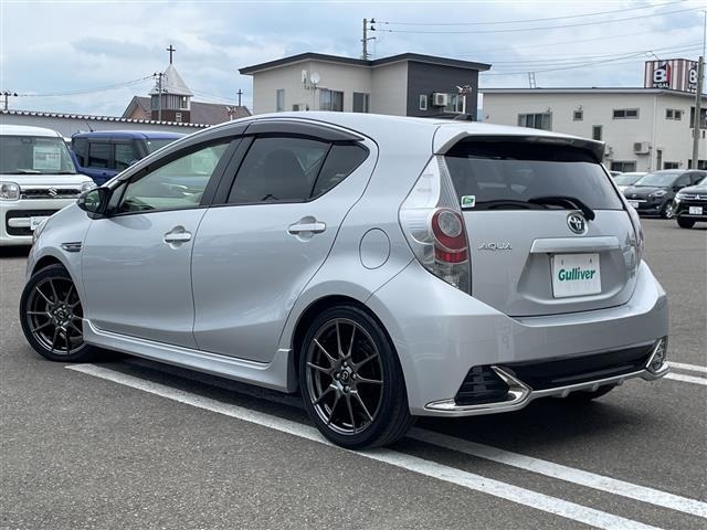 Toyota AQUA 2014 8174629-13