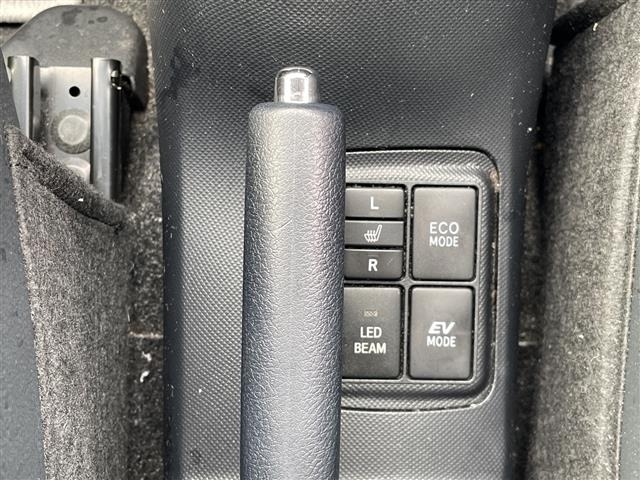 Toyota AQUA 2014 8174629-9