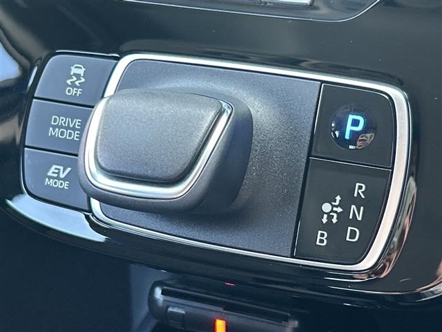 Toyota AQUA 2024 8174632-21