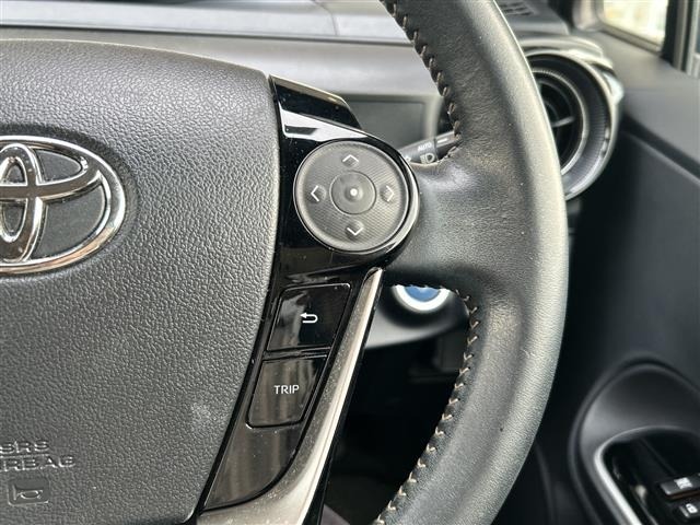 Toyota AQUA 2017 8174633-1