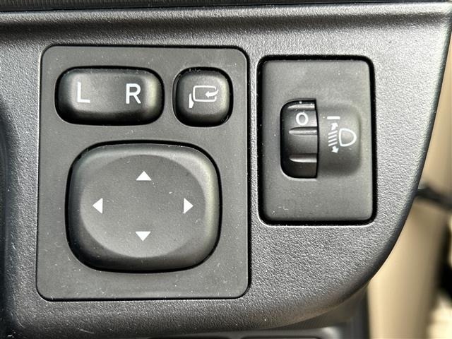 Toyota AQUA 2017 8174633-11