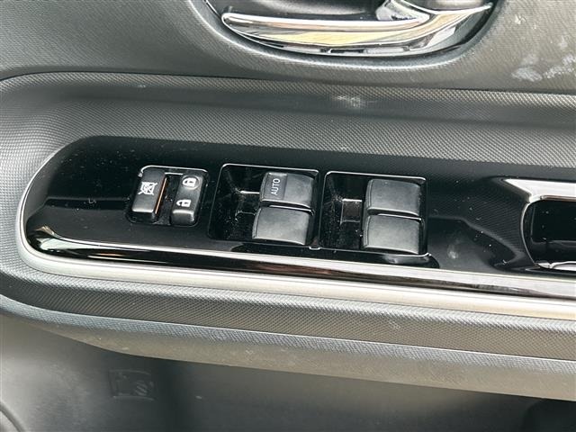 Toyota AQUA 2017 8174633-2