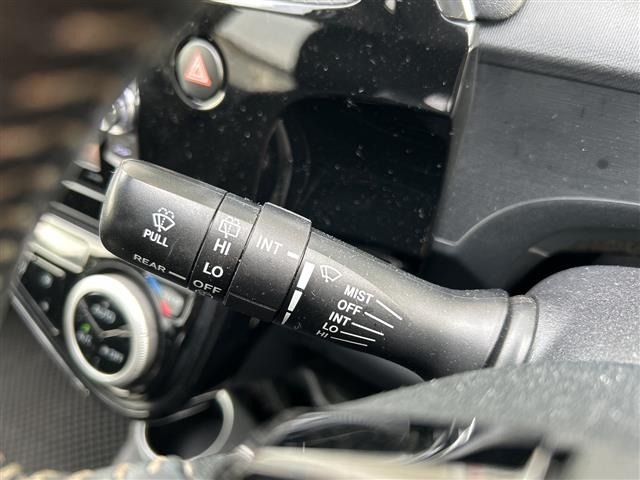 Toyota AQUA 2017 8174633-3