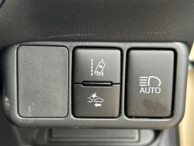 Toyota AQUA 2017 8174633-7
