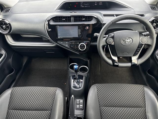 Toyota AQUA 2018 8174634-14