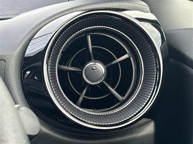 Toyota AQUA 2018 8174634-6