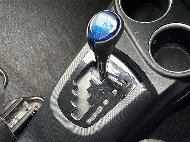 Toyota AQUA 2018 8174634-8