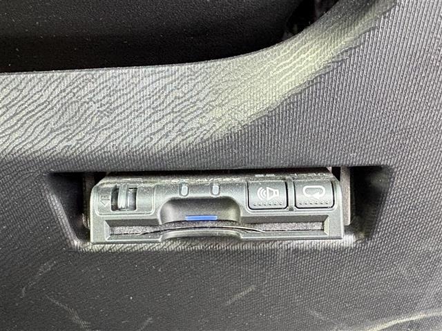 Toyota AQUA 2017 8174635-1