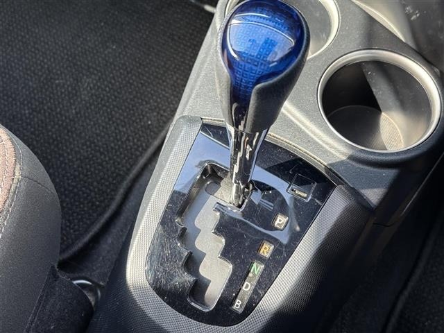 Toyota AQUA 2017 8174635-10