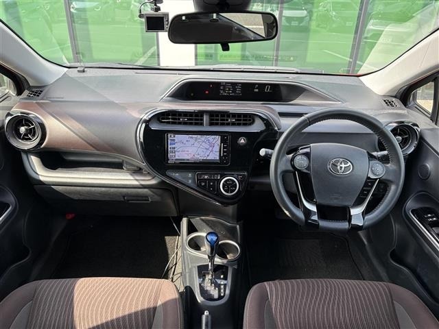 Toyota AQUA 2017 8174635-19