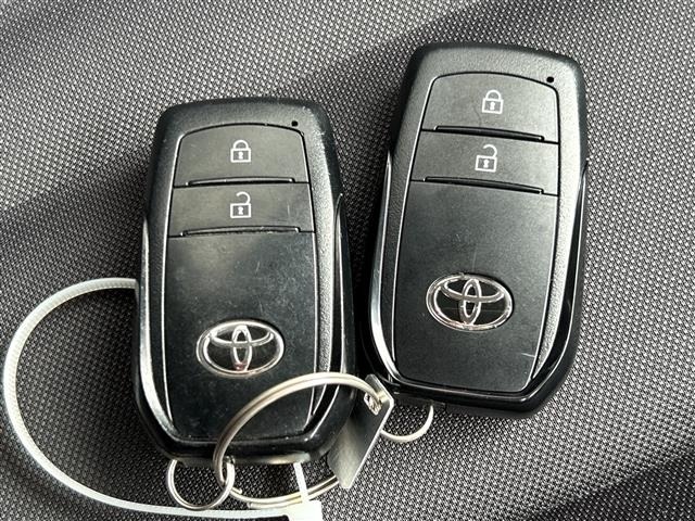 Toyota AQUA 2023 8174636-12