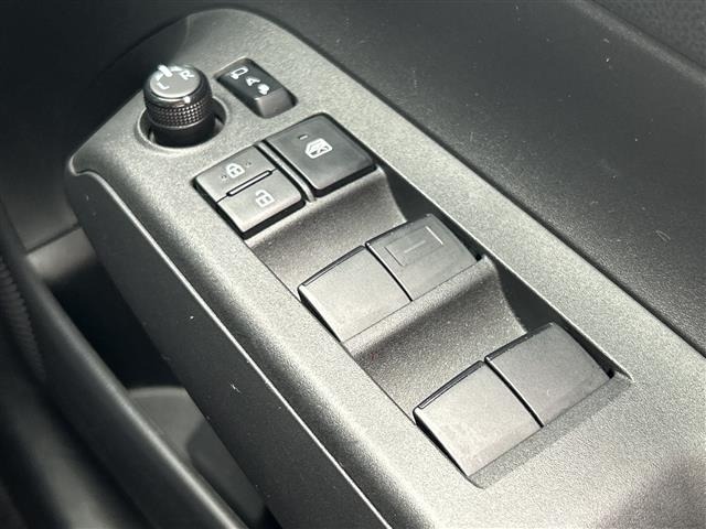 Toyota AQUA 2023 8174636-2