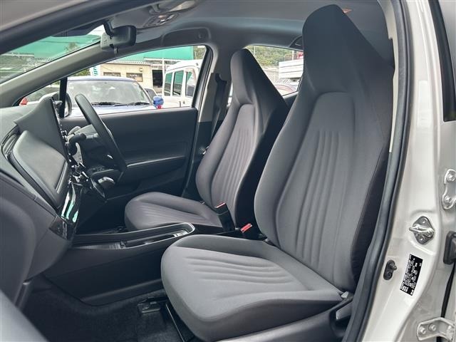 Toyota AQUA 2023 8174636-6
