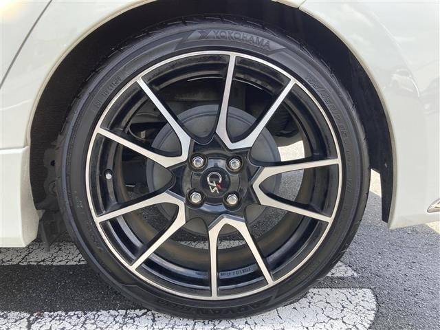 Toyota AQUA 2014 8174638-40