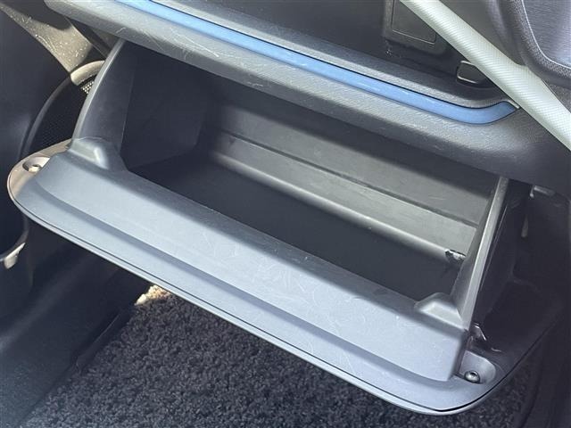 Toyota AQUA 2013 8174639-14