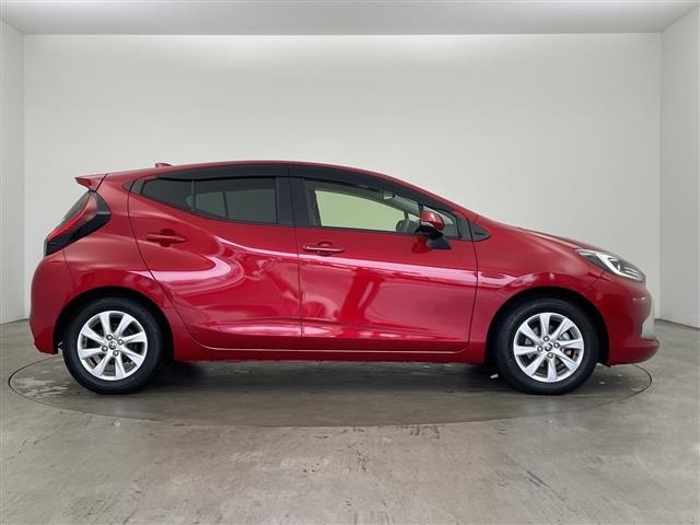 Toyota AQUA 2021 8174640-21