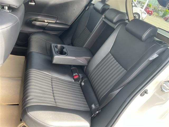 Toyota AQUA 2024 8174642-11