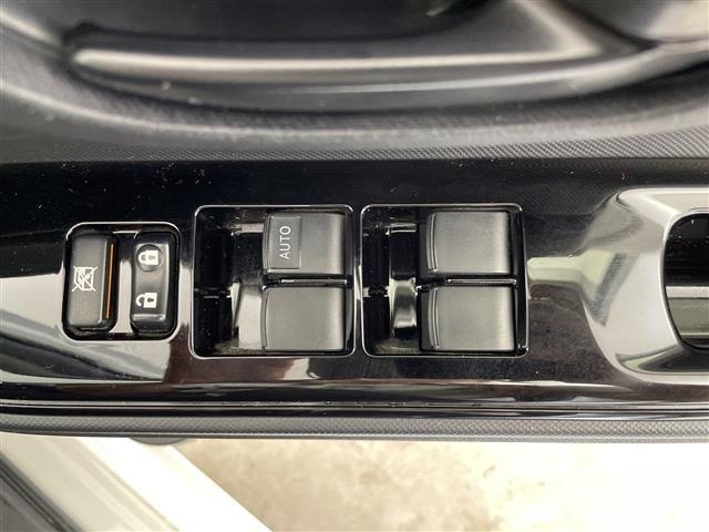 Toyota AQUA 2016 8174647-12