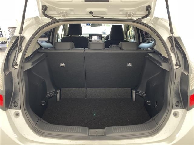 Toyota AQUA 2021 8174648-8