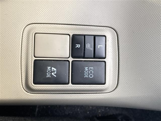 Toyota AQUA 2013 8174649-12