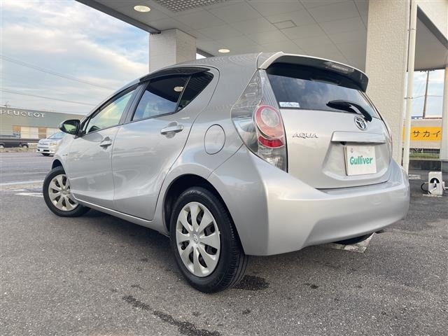 Toyota AQUA 2013 8174649-13