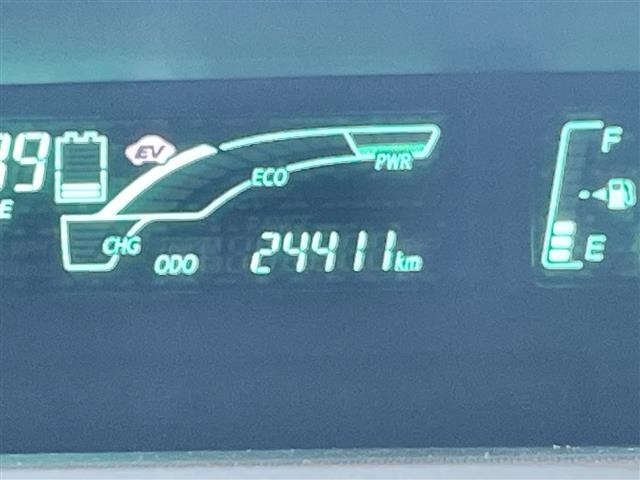 Toyota AQUA 2013 8174649-17