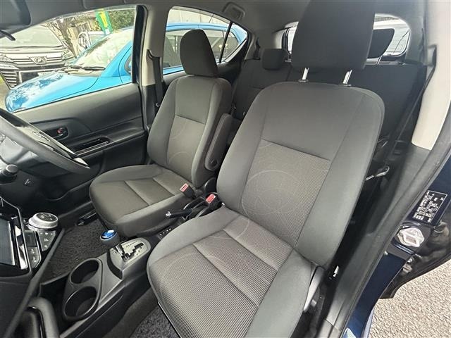 Toyota AQUA 2016 8174652-3