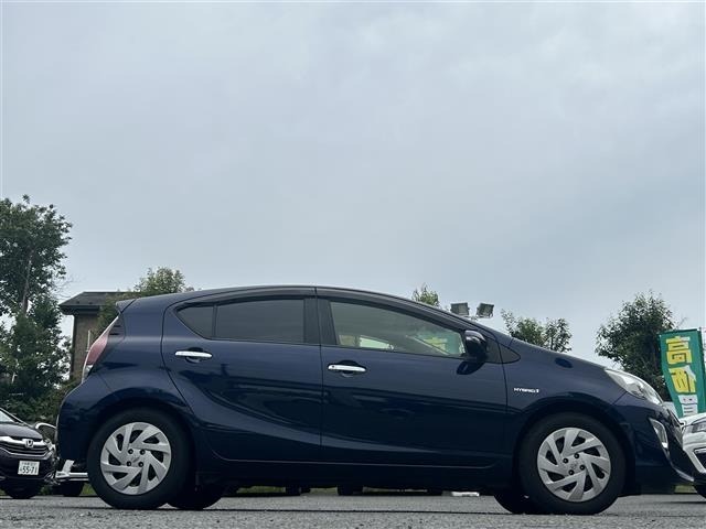 Toyota AQUA 2016 8174652-8