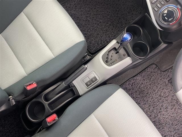 Toyota AQUA 2012 8174654-3
