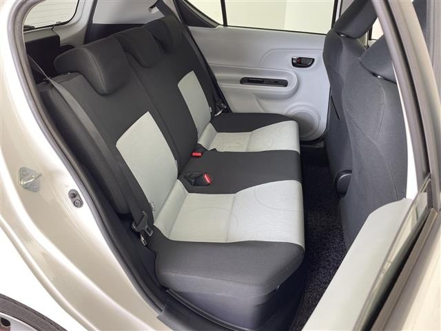 Toyota AQUA 2012 8174654-8