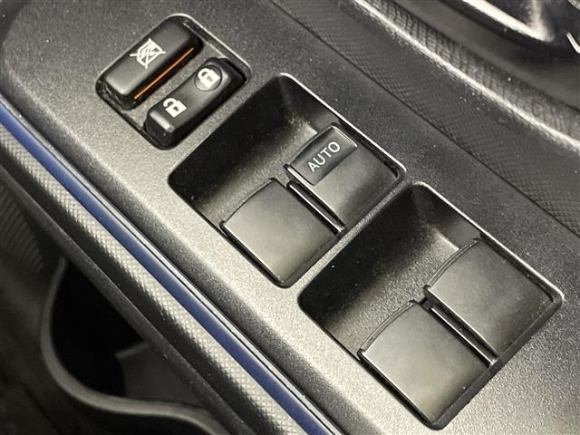 Toyota AQUA 2015 8174663-8