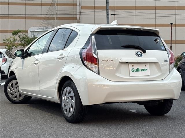 Toyota AQUA 2016 8174664-4