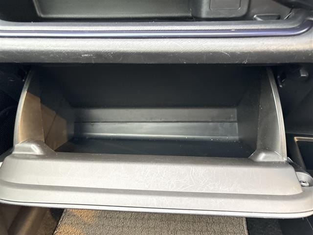Toyota AQUA 2016 8174664-5