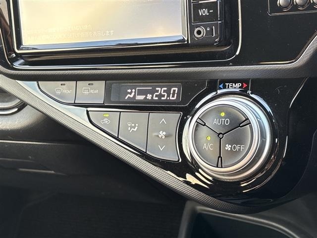 Toyota AQUA 2017 8174666-12