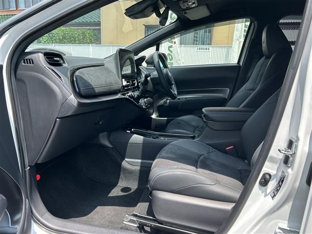 Toyota AQUA 2024 8174667-17