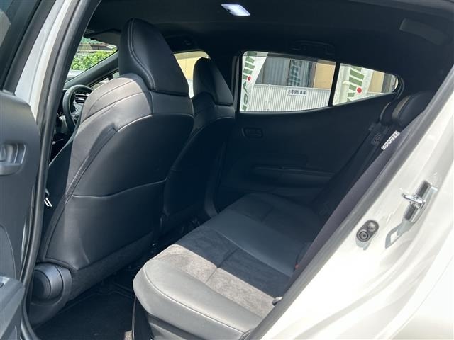 Toyota AQUA 2024 8174667-18