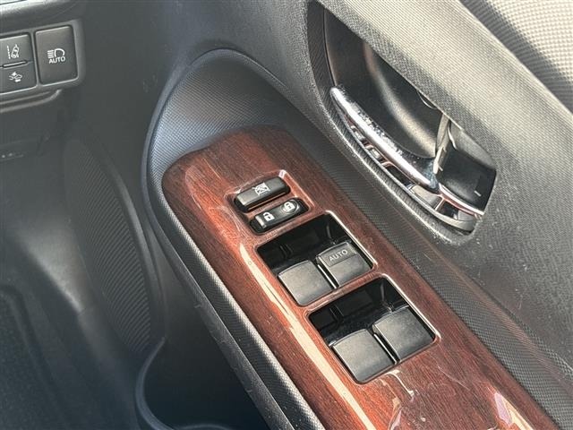 Toyota AQUA 2016 8174668-12