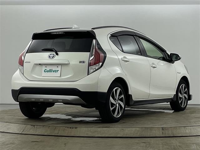 Toyota AQUA 2016 8174671-11