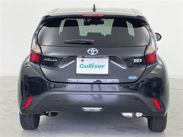 Toyota AQUA 2022 8174674-4