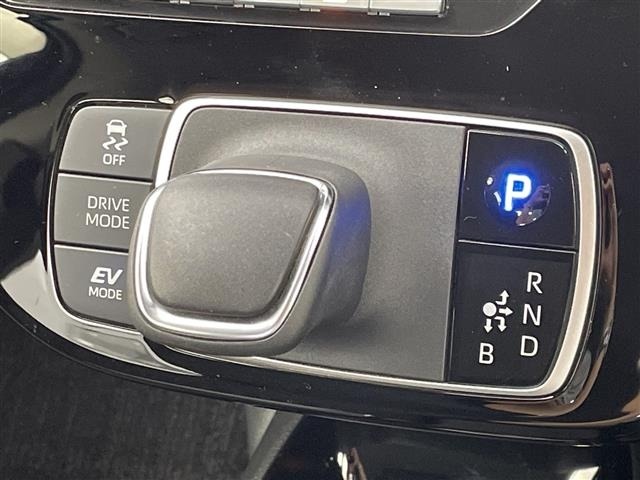 Toyota AQUA 2022 8174674-9