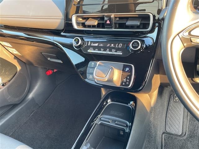 Toyota AQUA 2023 8174675-4